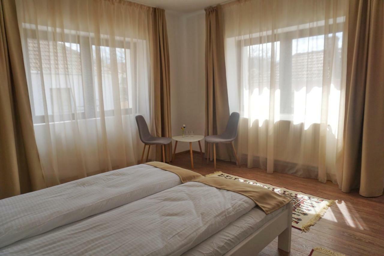 Отель Casa Badea Riu Alb Экстерьер фото